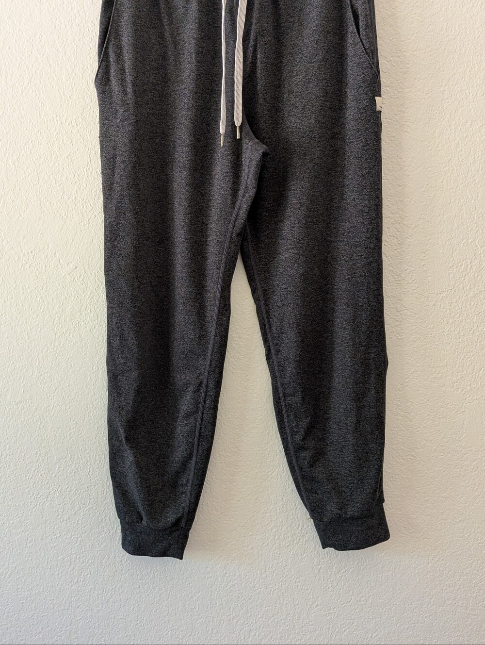 Vuori Performance Jogger Sweatpants Charcoal Heather Gray Drawstring Women’s S - Picture 4 of 7